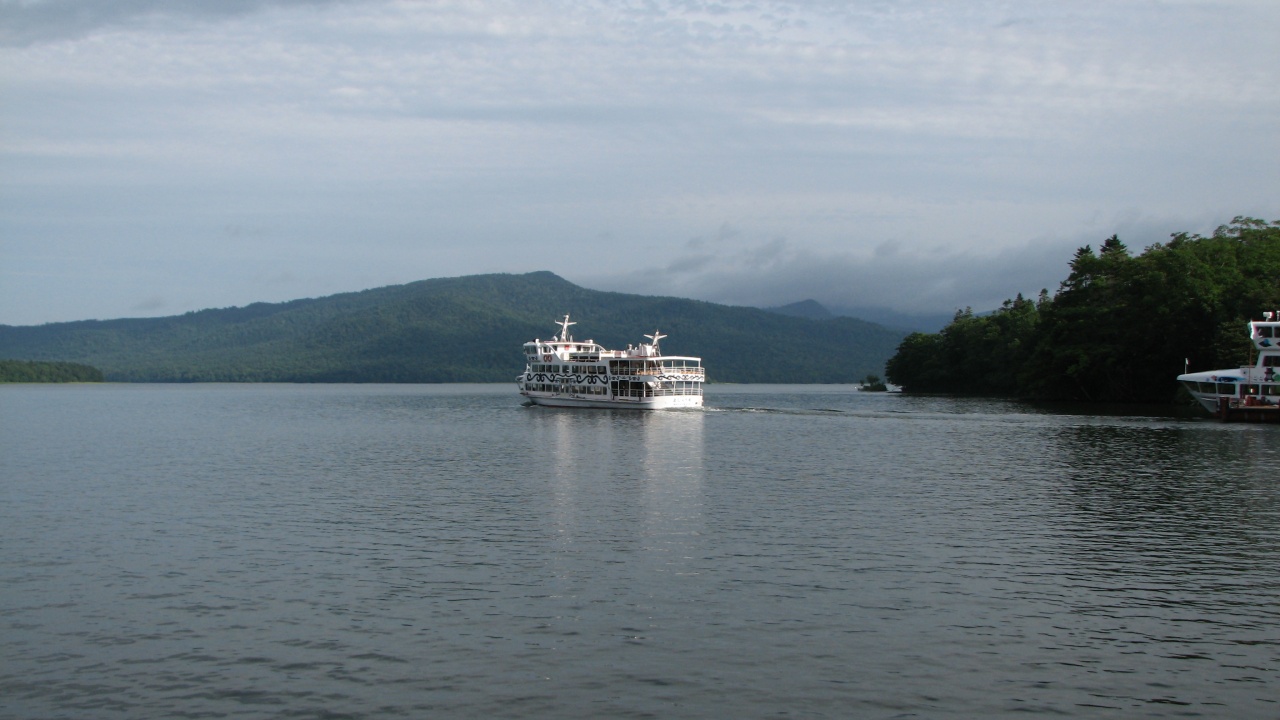阿寒湖： Lake Akan