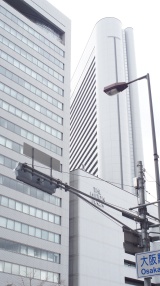 大阪駅／Osaka Station